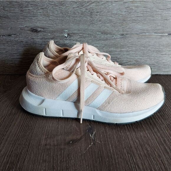 Adidas Swift Run X FY2136 Athletic Shoe Size 6.5 - Picture 1 of 7